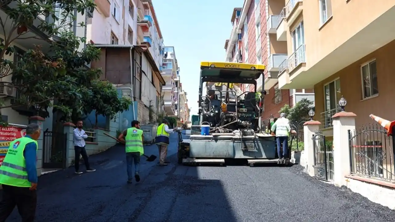 İstanbul'da Başkan Köymen, sahadaki çalışmaları yerinde inceledi