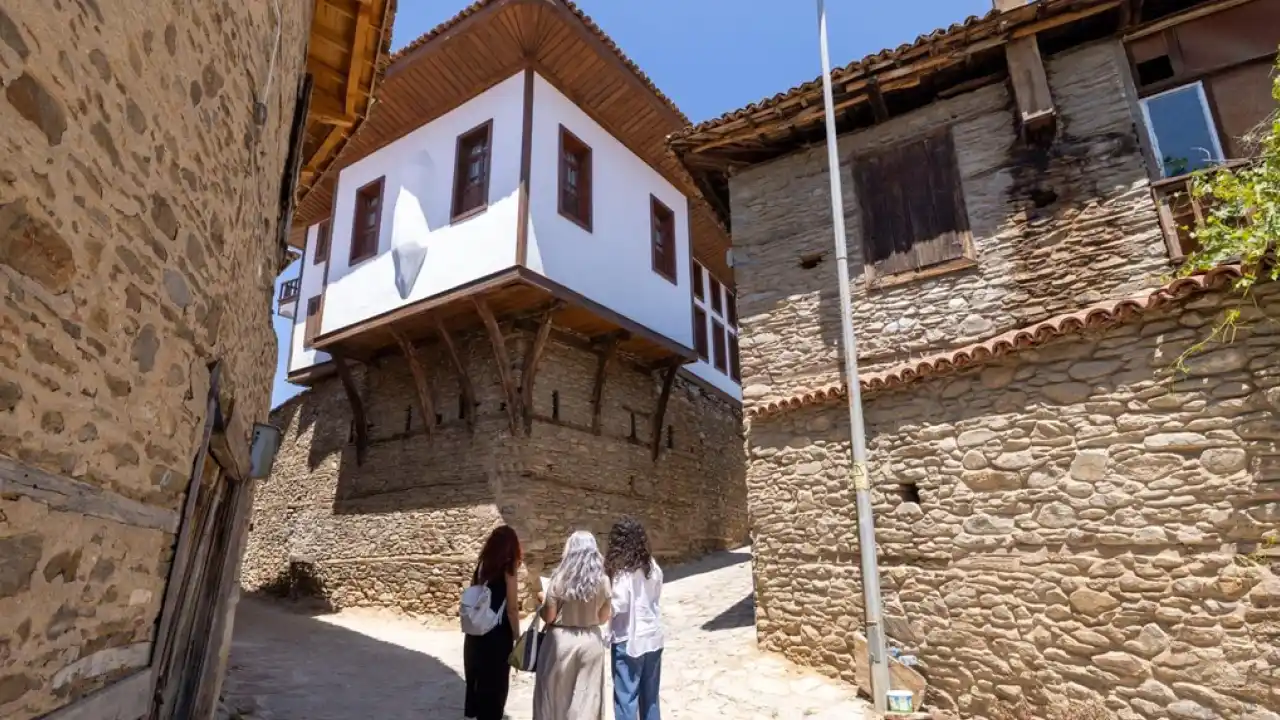 İzmir’in tarihi mirasına koruma kalkanı