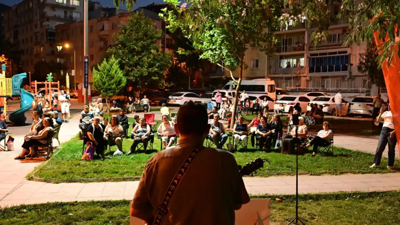Manisa'da akustik yaz akşamları ile müzik ziyafeti
