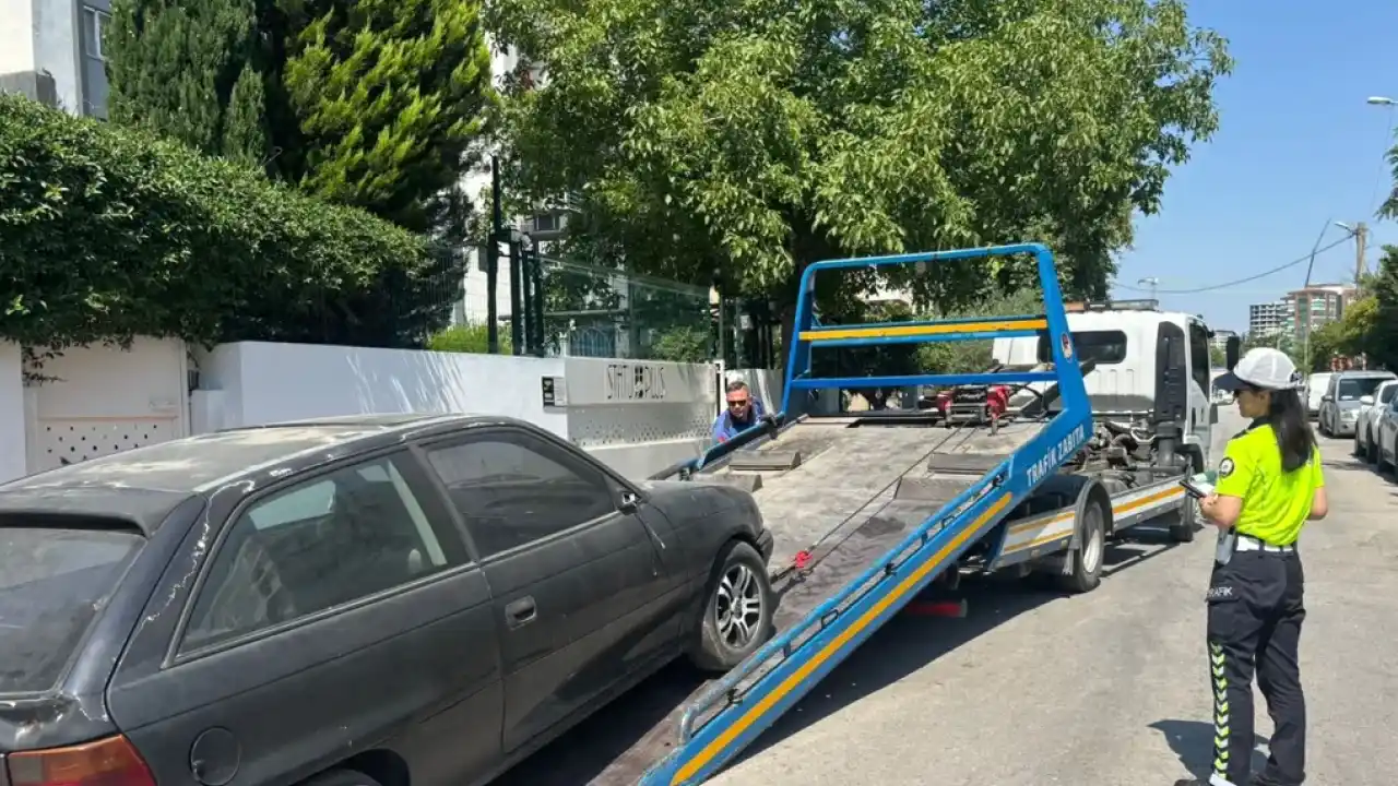 Manisa’da hurda araçlar kaldırılıyor