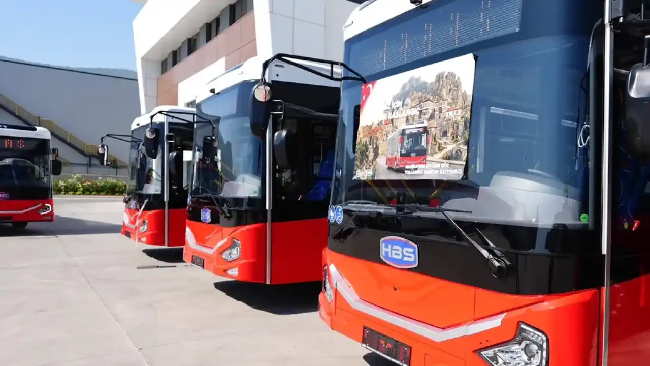 Manisa'nın ulaşım filosunu 15 yeni otobüs