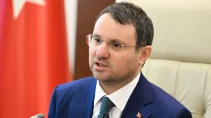 Adalet Bakanı Akın Gürlek manevi tazminat gelirini Türk Kızılay’a bağışladı