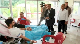 Adana birbirine candan bağlı