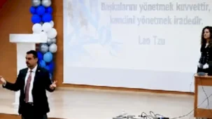 Ağrı'da sağlık çalışanlarına iletişim eğitimi