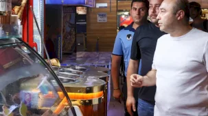 Antalya’da kaldırım ve yol işgallerine sıkı denetim