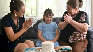 Başkan Dutlulu’dan Minik Mina’ya doğum günü sürprizi
