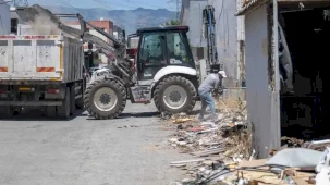 Bornova’da ayakkabı atıkları geri dönüşüme kazandırılıyor
