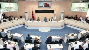 Denizli'de öğrenci ve ailelere üçlü destek paketi
