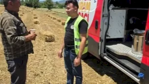 Denizli'de tarlalara soğuk su ve limonata desteği