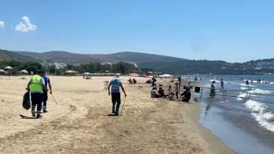 Efes Selçuk sahillerinde temizlik mesaisi devam ediyor