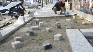 Giresun’da yol ve kaldırım yenileme çalışmaları sürüyor
