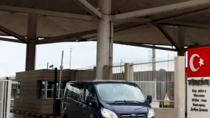 Gurbetçilerin yabancı plakalı araç kullanımında yeni düzenleme... Kullanım şartları kolaylaştırıldı