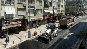 İzmir'de Balçova Ata Caddesi tamamen yenileniyor