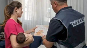 İzmir'den 'Anneye yalnız değilsin, bebeğe hoş geldin' desteği