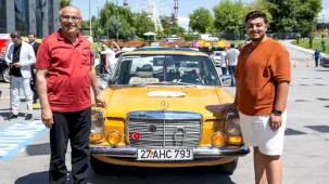 Kayısı Festivali'nde klasik Mercedes buluşması