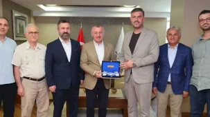 Kocaeli'de Başkan Büyükakın STK temsilcilerini ağırladı