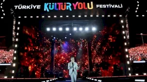 Konya'da Özcan Deniz rüzgarı esti