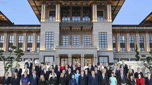Külliyede NATO yemeği ve hatırası