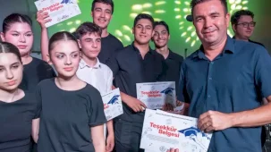 Manisa Büyükşehir Konservatuvarı’ndan sanat dolu yıl sonu gecesi