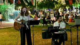 Manisalılar akustik yaz akşamlarında buluşuyor