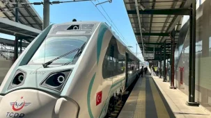 Millî elektrikli tren seti Trakya'da ilk seferine çıktı