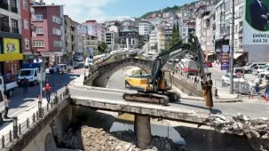 Ordu’da Bülbül Deresi üzerindeki köprü yenileniyor