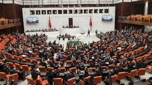 TBMM'de öğrenci affı teklifinde ilk 13 madde kabul edildi... Akademik sahteciliğe ağır yaptırım