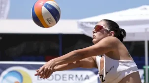 Trabzon'da plaj voleybolu heyecanı
