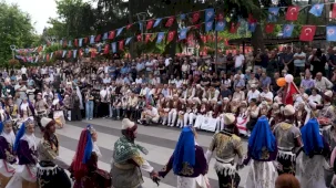 Trabzon’da Uluslararası Horon Festivali'ne yoğun ilgi