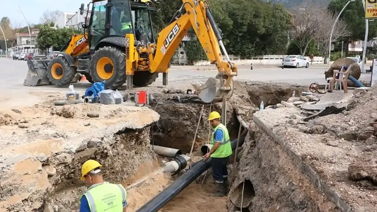 Antalya Kemer'in kanalizasyon altyapısı yenileniyor