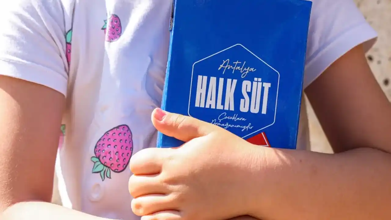 Antalya’da Halk Süt Projesi 2026’da 450 bin litre süt dağıttı