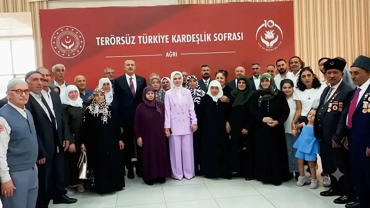 Bakan Göktaş Ağrı'da konuştu: Terörsüz Türkiye güçlü aile, güçlü toplum, güçlü Türkiye demek