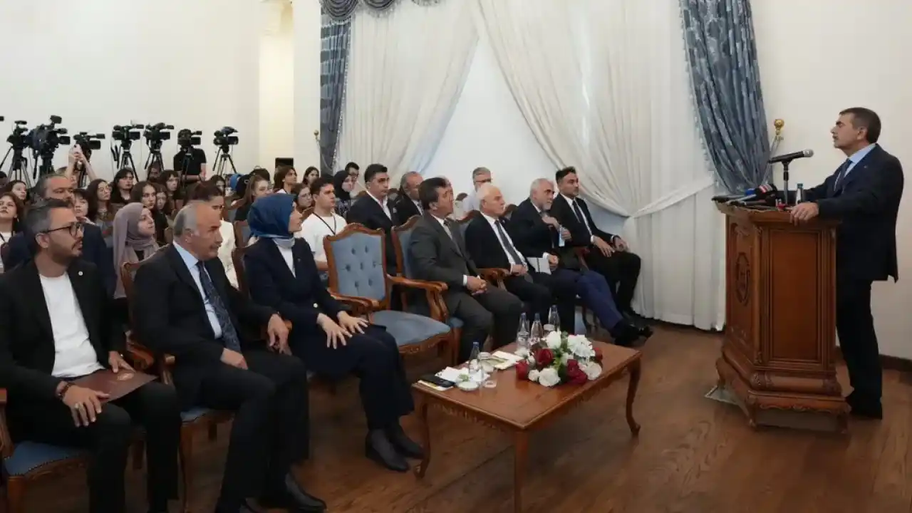 Bakan Tekin: Bizi güçlü kılan birbirimize olan bağlılığımız