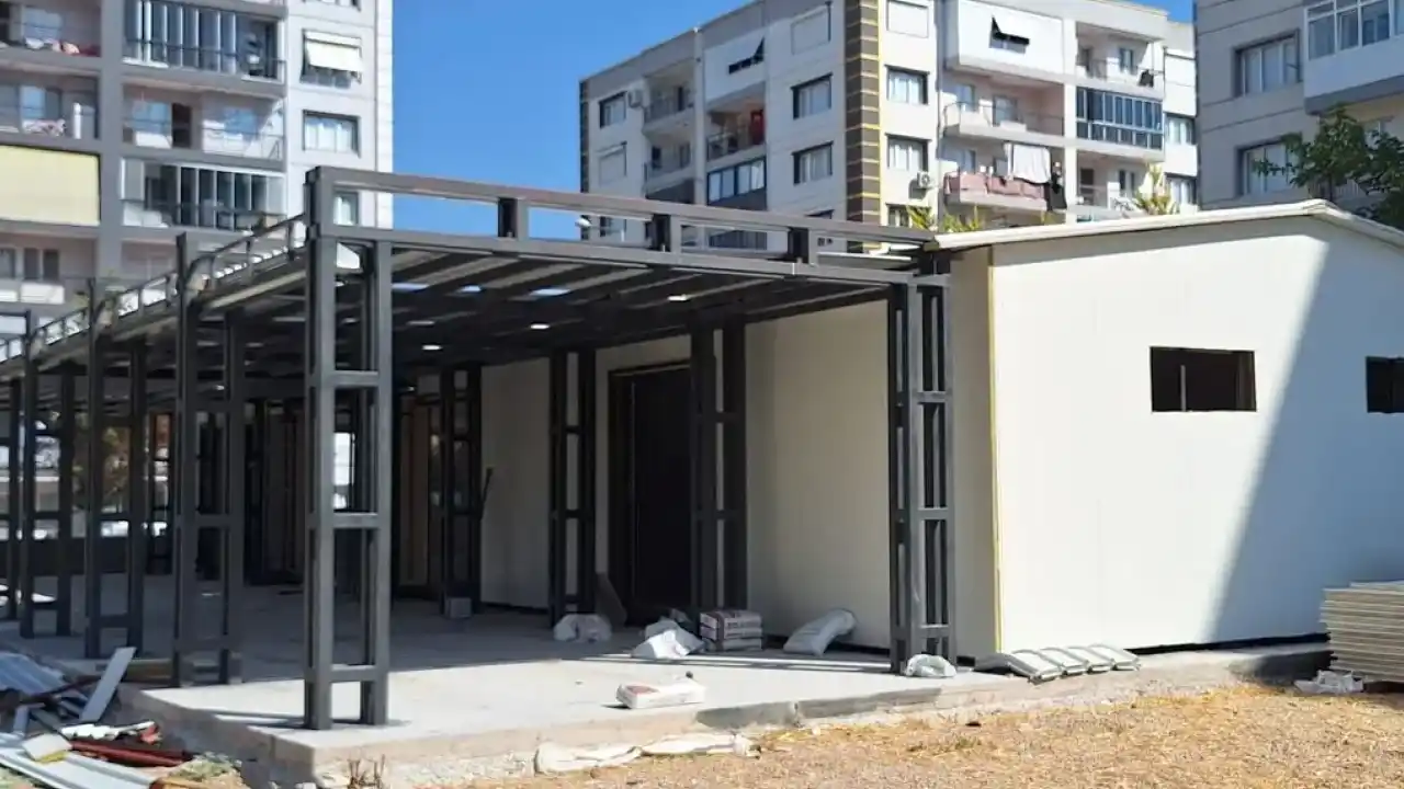Buca'nın iki yeni taziye evinde sona yaklaşıldı