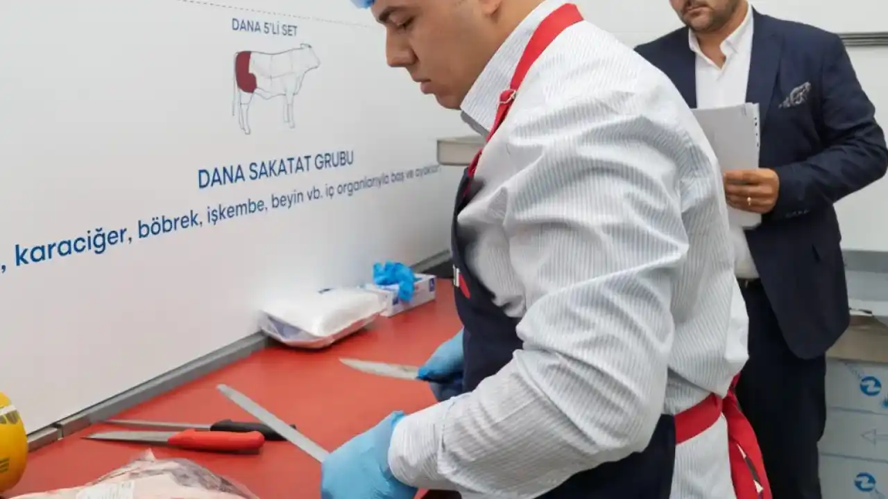 Eş-dost yok, liyakat var!