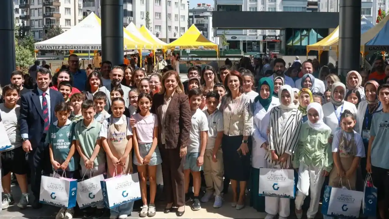 Gaziantep'te 11 farklı branşta 100 öğrenci final için yarıştı