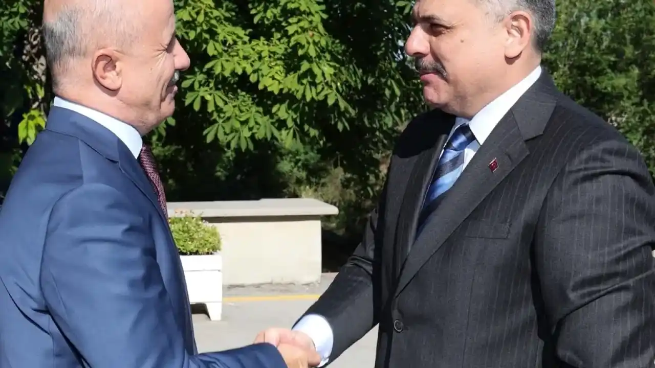 İçişleri Bakanı Çiftçi'den YÖK ziyareti