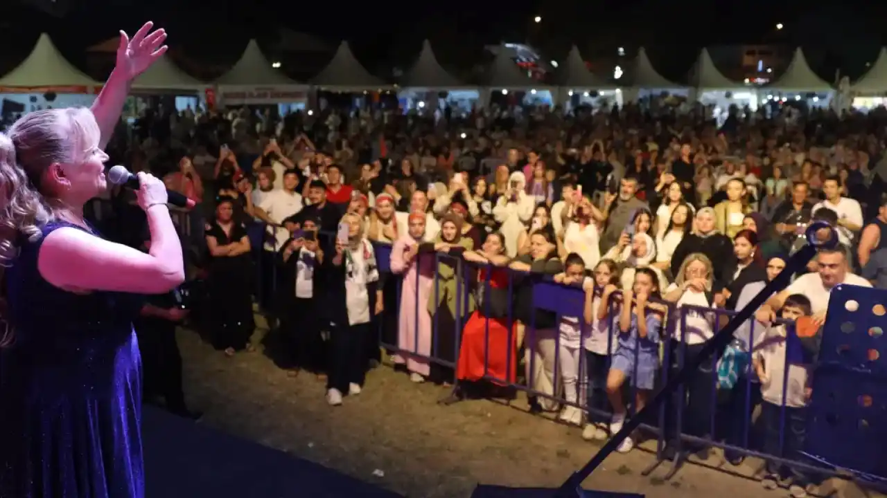 Karadeniz’in renkleri ve ezgileri Millet Bahçesi’nde buluştu
