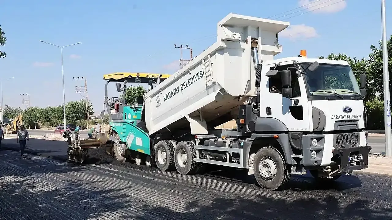 Karatay'da asfalt seferberliği bu yılda devam ediyor!