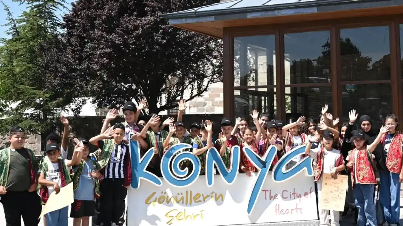 Konya’da gençler yaz okulunda şehri keşfetti