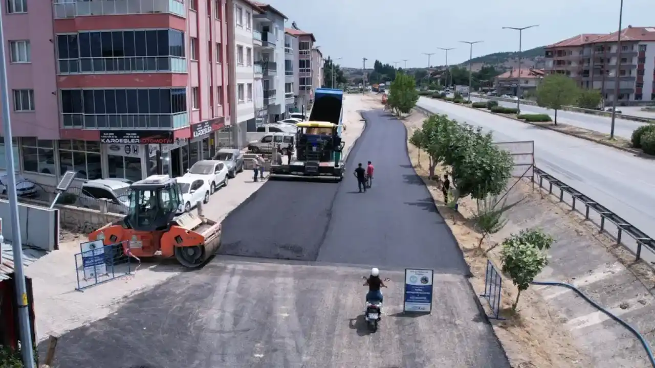Manisa Kula'da sıcak asfalt tamamlandı