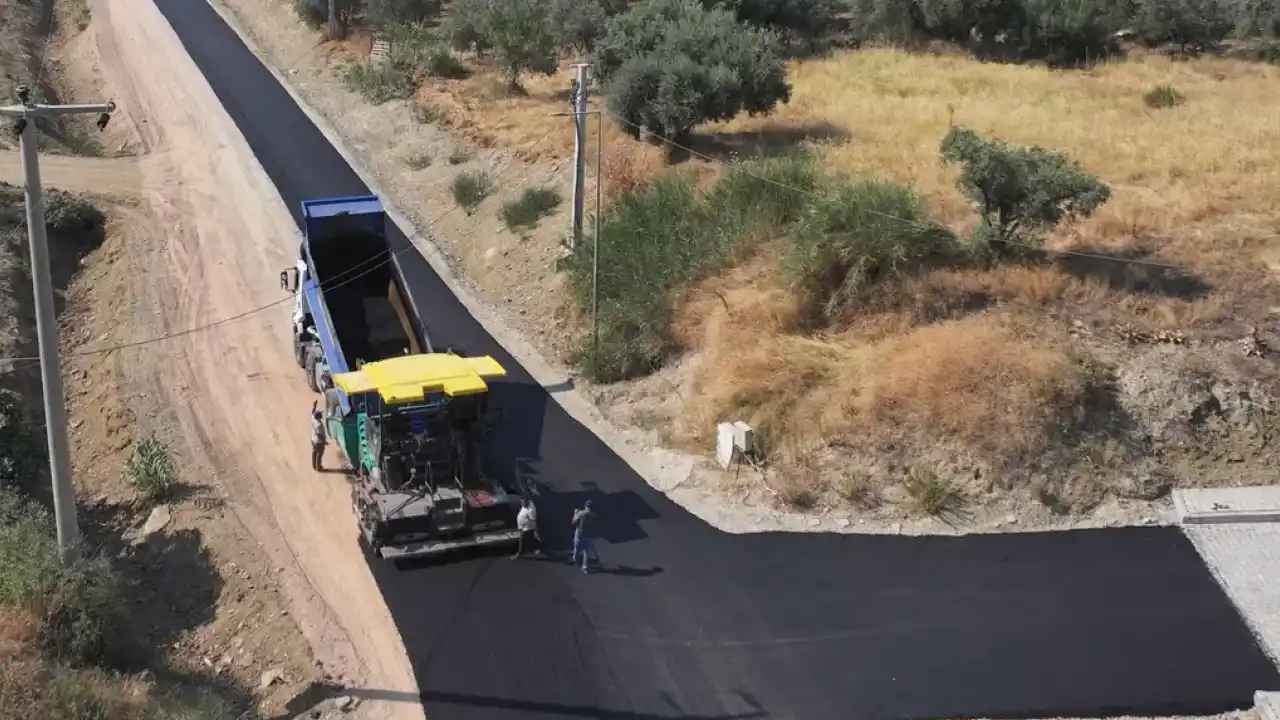 Manisa Turgutlu’nun kırsalında ulaşım konforu artıyor