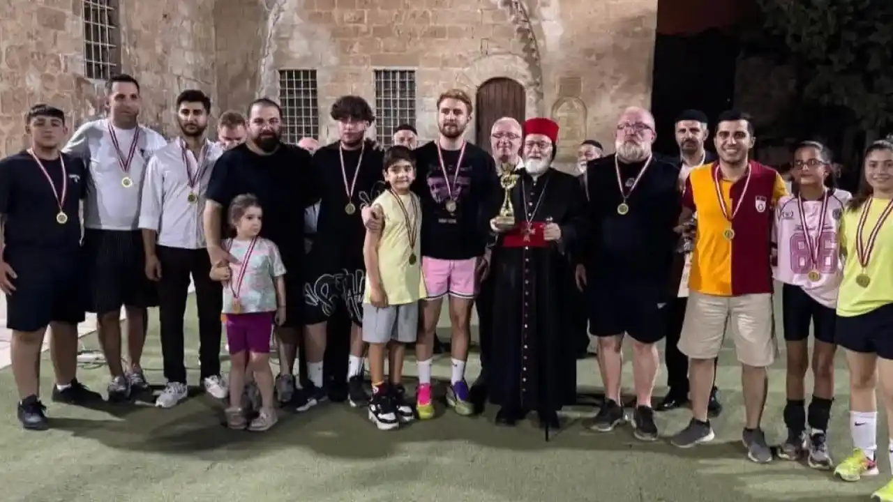 Mardin Kırklar Kilisesi’nde voleybol heyecanı: Şampiyon Mor Behnam