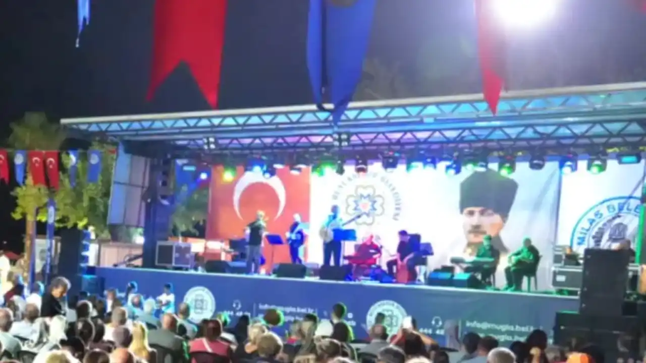 Mylasa Band Ören'de coşkulu konser verdi