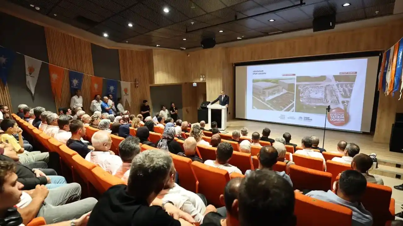 Sakarya’da Başkan Alemdar, Mahalle Başkanları Toplantısına katıldı