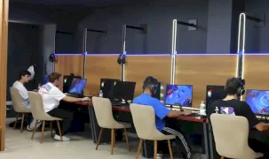 Ankara Keçiören'de gençler 'espor'la buluştu