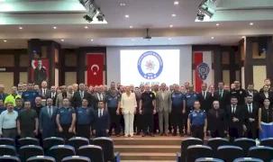 Antalya Emniyeti’nde 66 personele ödül, emekliye ayrılan 33 personele plaket