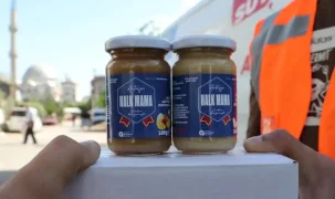 Antalya’da ihtiyaç sahibi ailelerin çocuklarına Halk Mama desteği