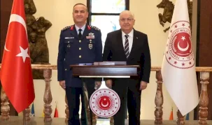 Bakan Güler, Hava Kuvvetleri Komutanı Dalkıran’ı kabul etti