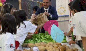 Erzurum'da çocuklar tarlada öğrendi, emeklerini hasatla taçlandırdı
